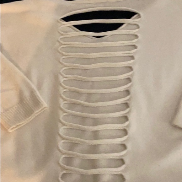 Express Women's White Sweater with Slash Back - Picture 4 of 4